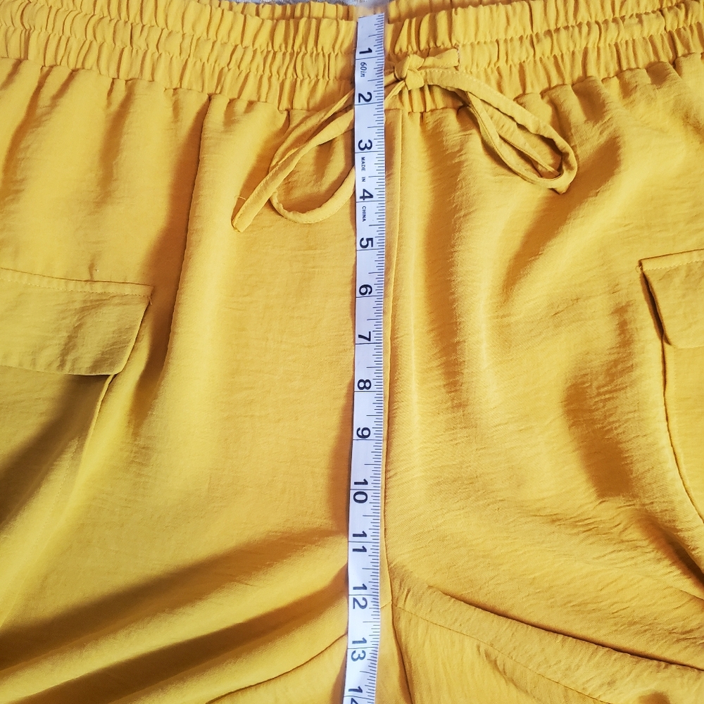 NYCC Pull On Adjustable Waist Button Detail Cargo Ankle Pants, XL, Yellow - Picture 8 of 14